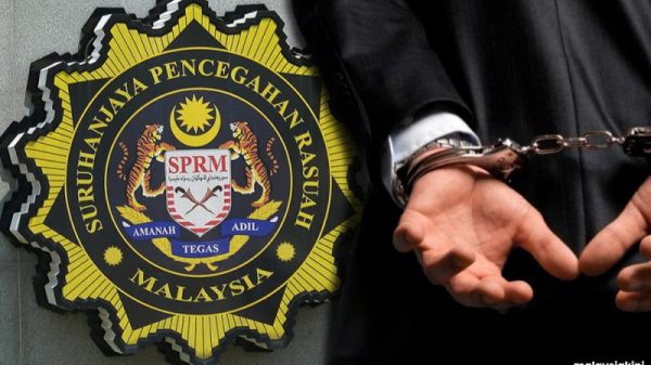 SPRM Photo by malaysiakini