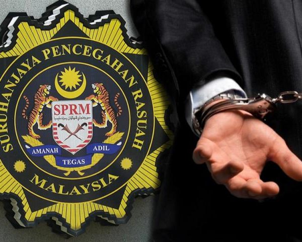 SPRM Photo by malaysiakini