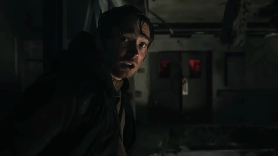 Austin Abrams 在浣熊市医院求生剧照